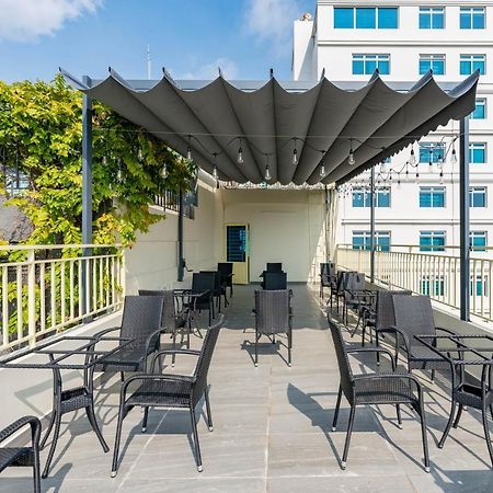 Edoya Hotel Dong Khoi Хошимин Екстериор снимка