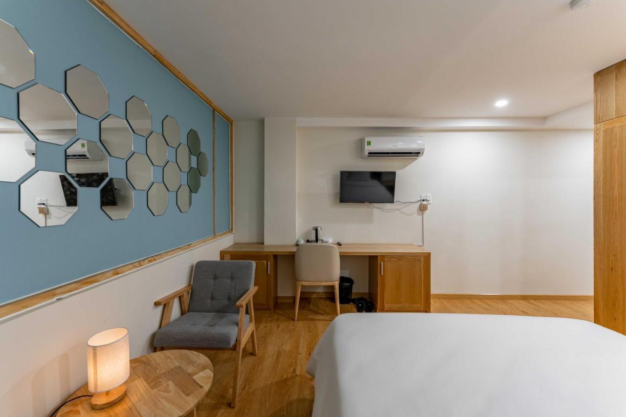 Edoya Hotel Dong Khoi Хошимин Екстериор снимка